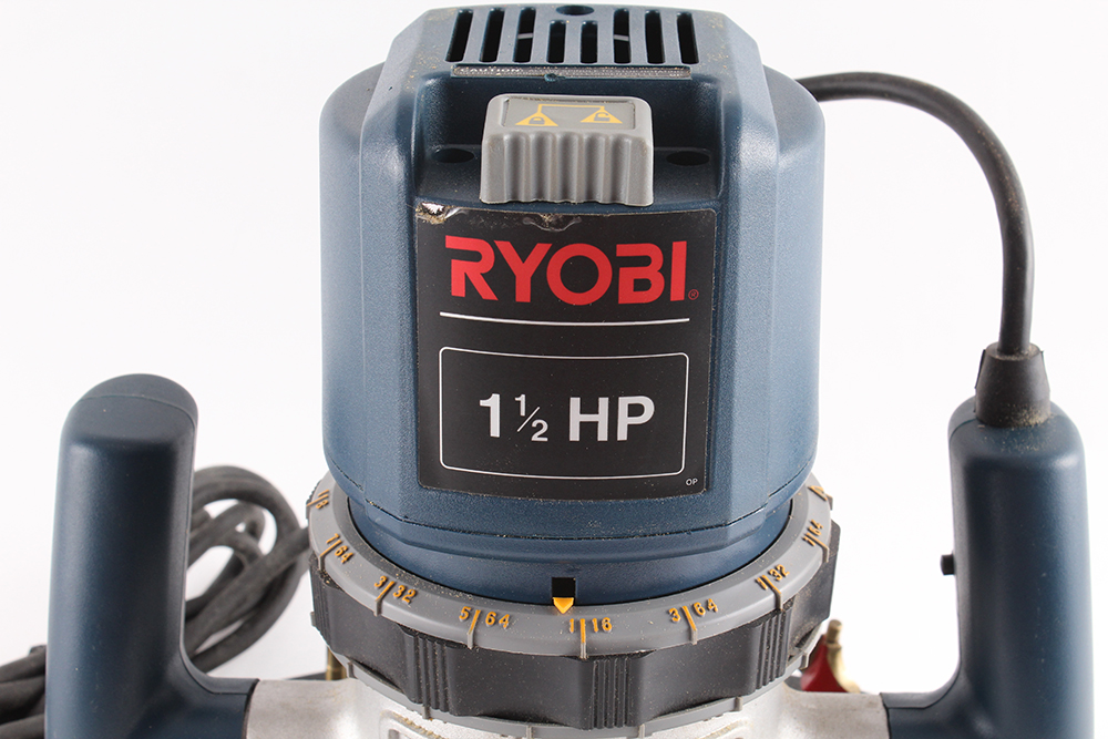 RYOBI 1 1/2 HP R160 Router Kit with Carrying Case