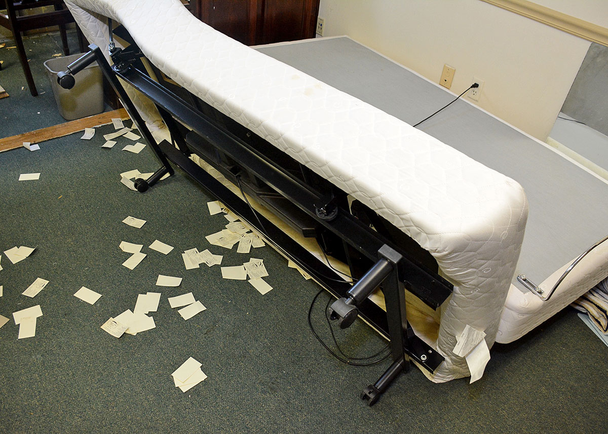 Select Comfort Adjustable Twin Bed