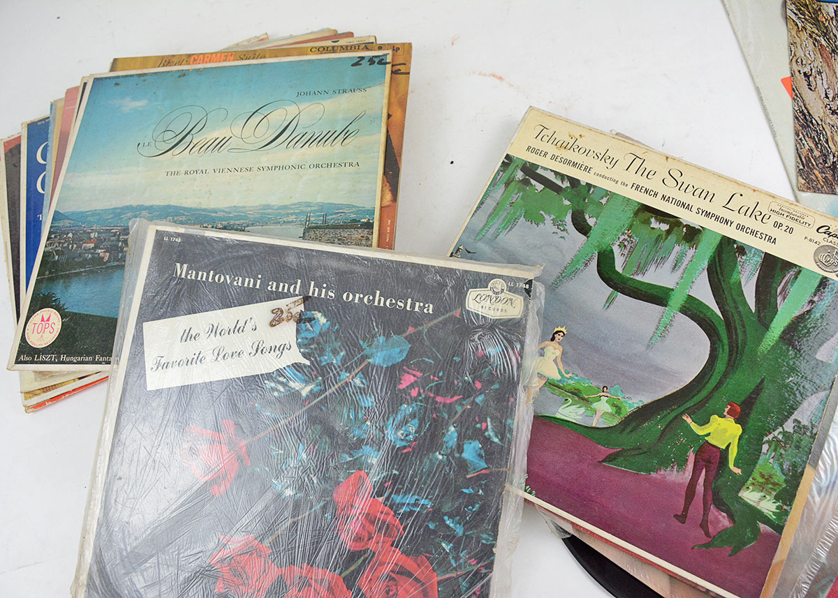 Vocalist, Orchestral, Comedy and Other Vintage Albums