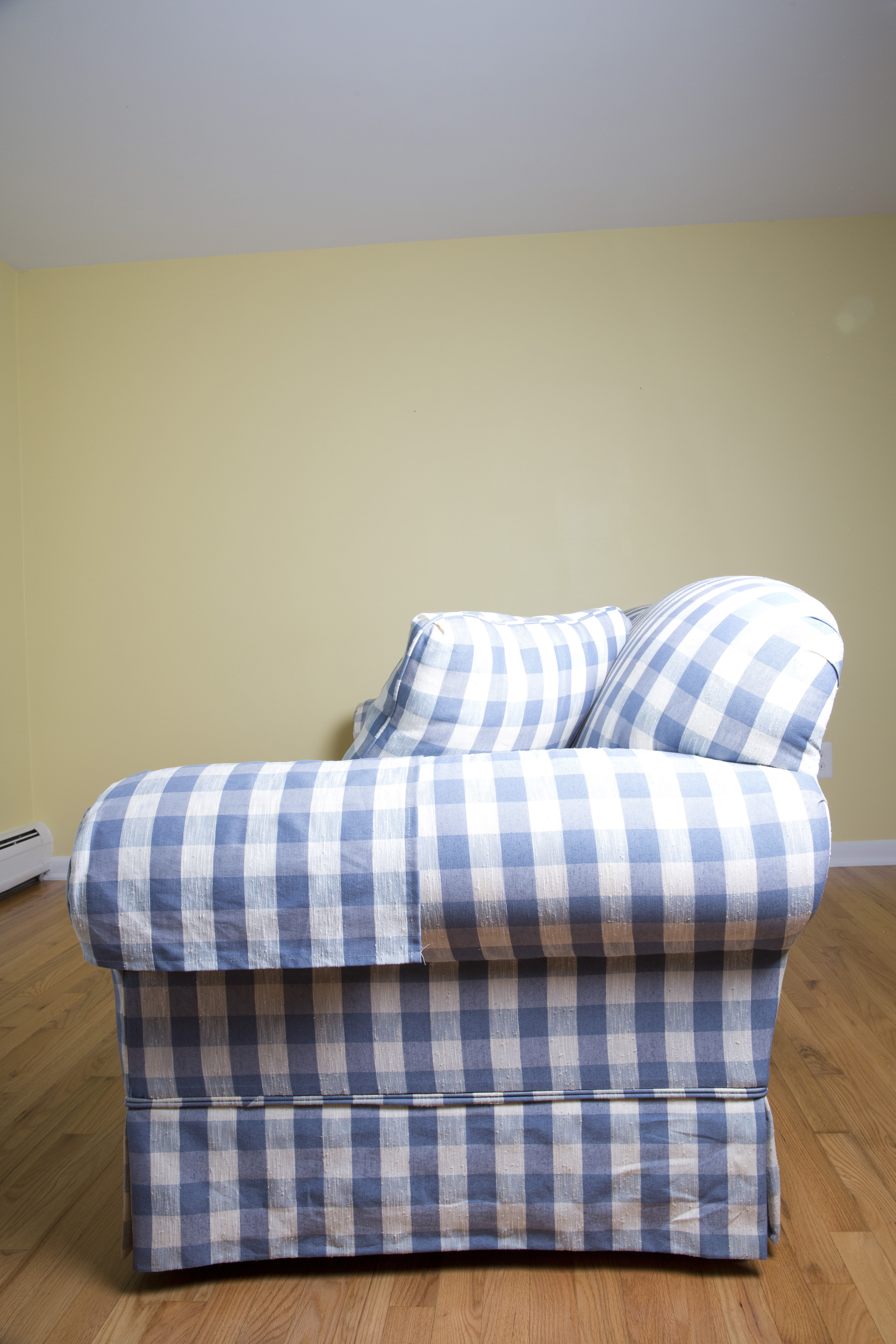 Broyhill Plaid Upholstered Sofa