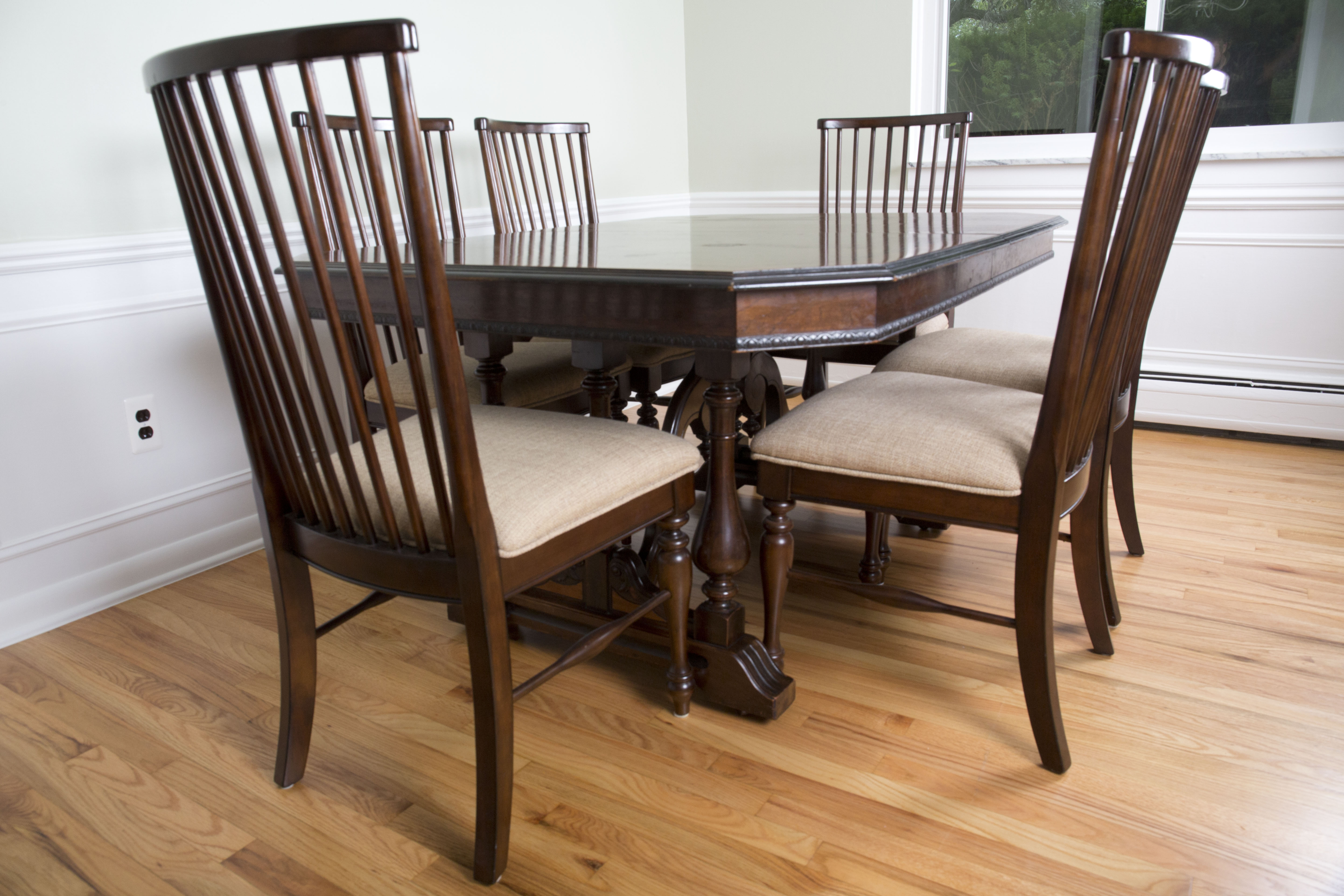 Cherry Stained Dining Table with Chairs