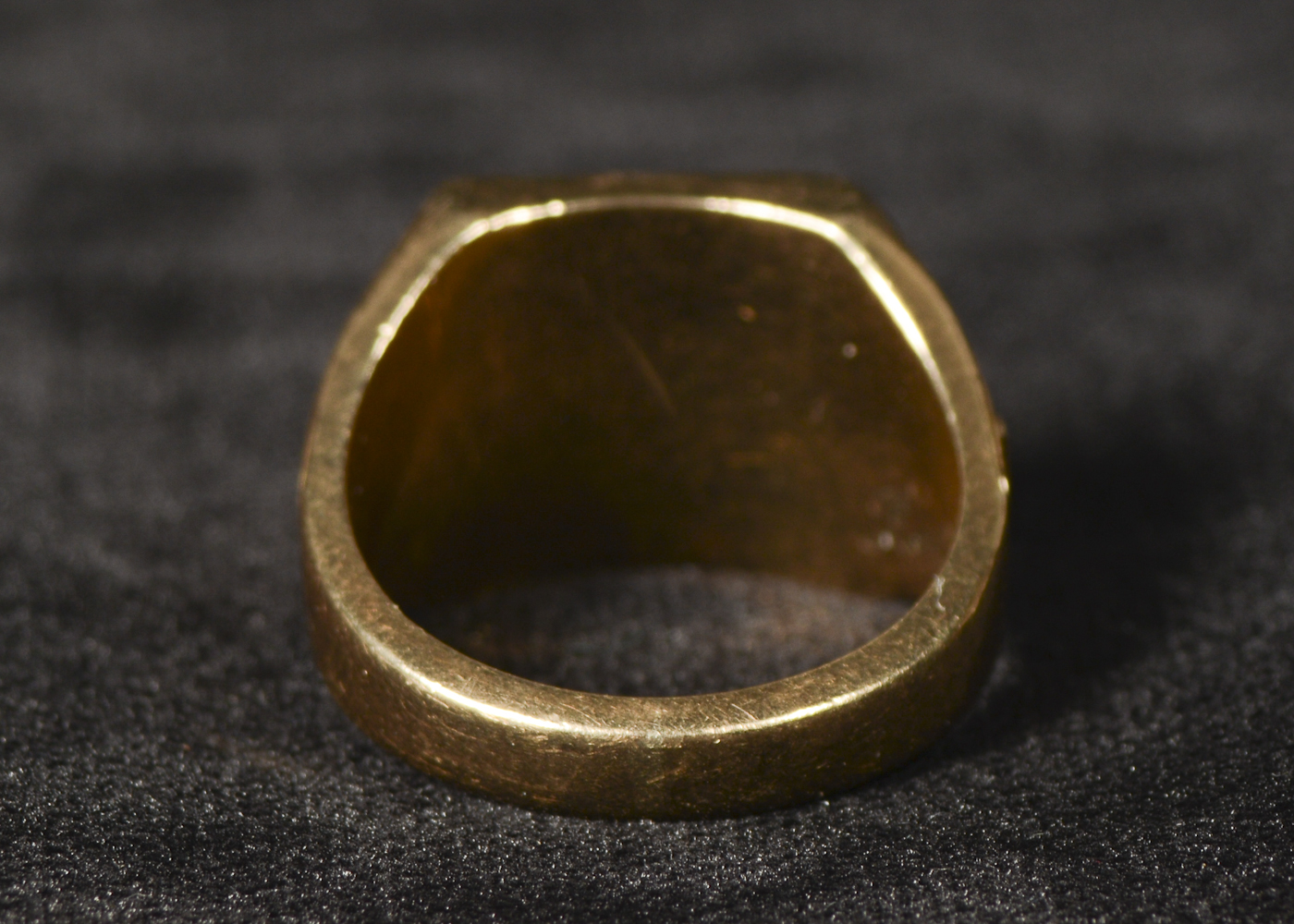 Vintage 10K Yellow Gold Medical School of Georgia Skull and Crossbones Class Ring