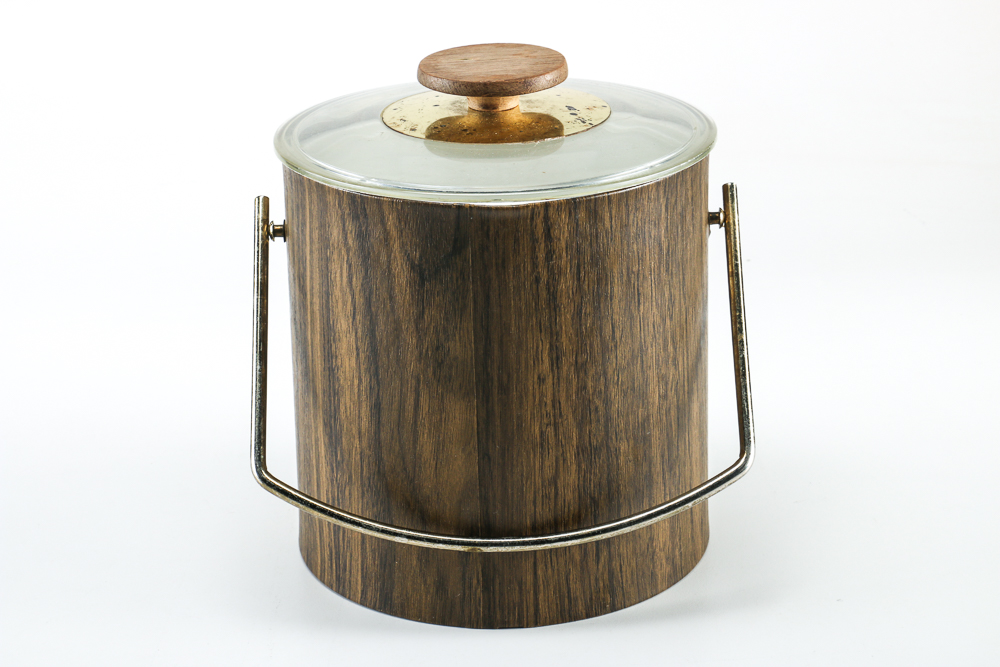 Taylor, Smith, Taylor "Boutonniere" Serving bowl with Lid