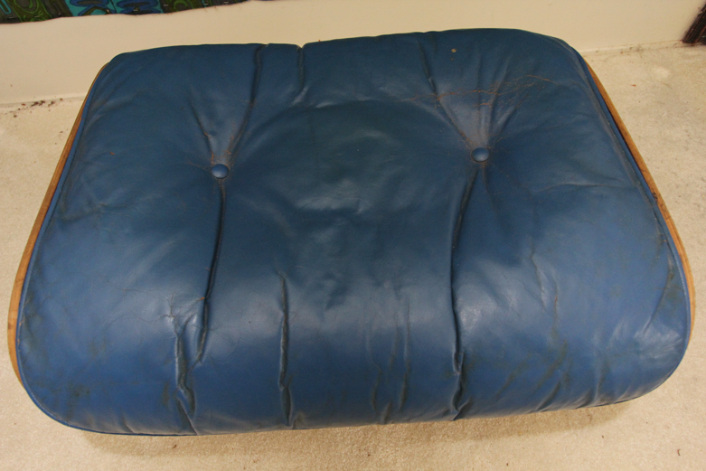 Vintage Eames Lounge Chair and Ottoman by Herman Miller