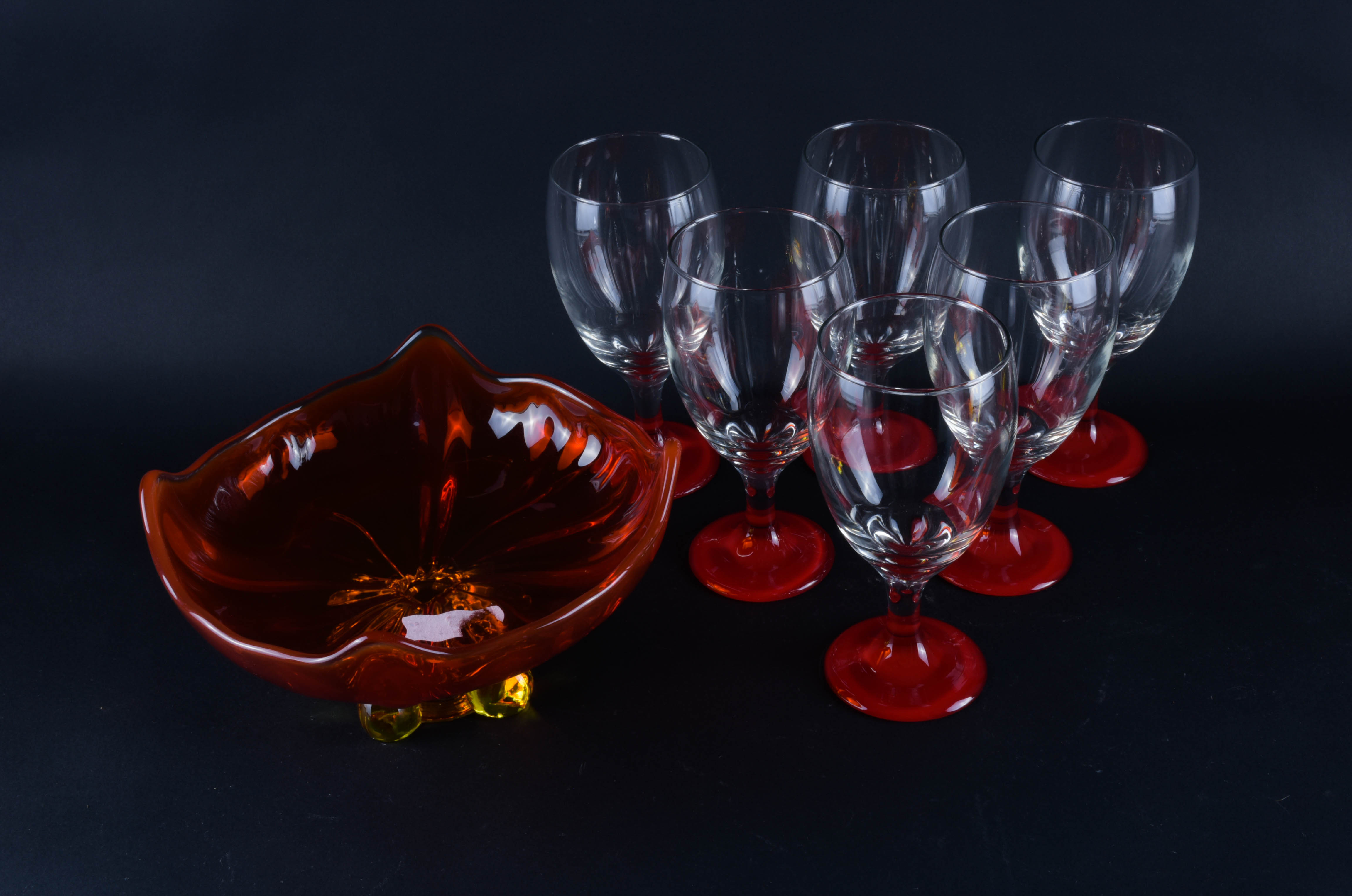 Selection of Vintage Glassware Items Includes Libbey Goblets