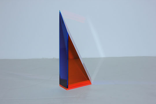 2003 Vasa Velizar Mihich Signed Laminated Cast Acrylic Sculpture