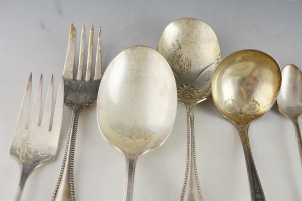 Silver Plated Utensils/Flatware Including Community "Grosvenor" Utensils