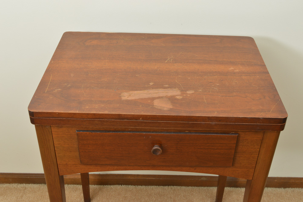 Antique Singer 15-91 Sewing Machine with Mahogany Cabinet and Buttonholer