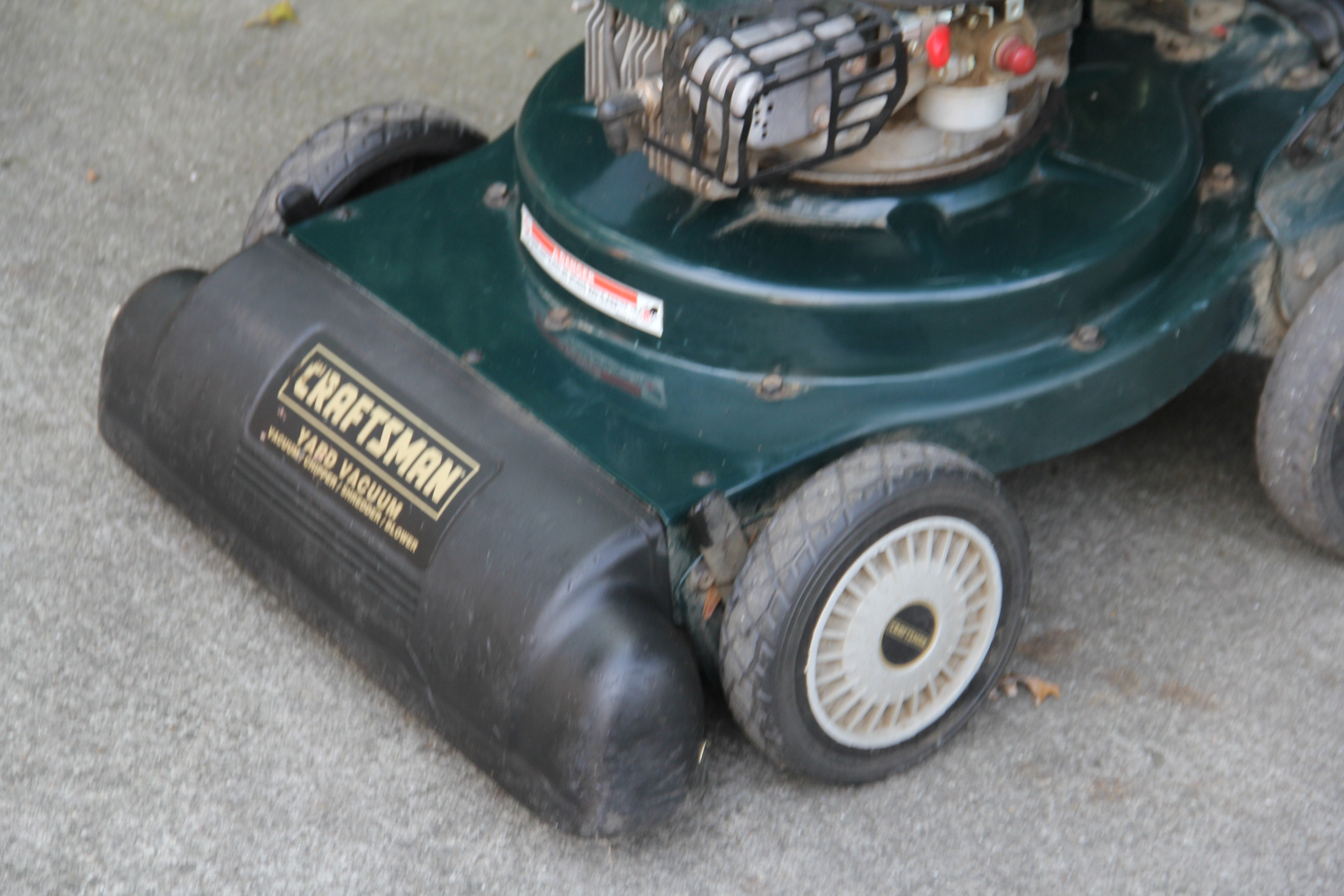 Craftsman 4.5 Horse Powered Lawn Vacuum
