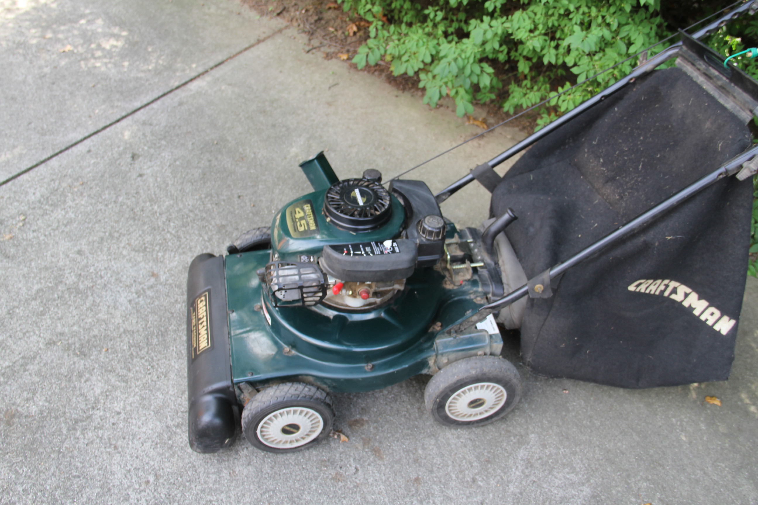Craftsman 4.5 Horse Powered Lawn Vacuum