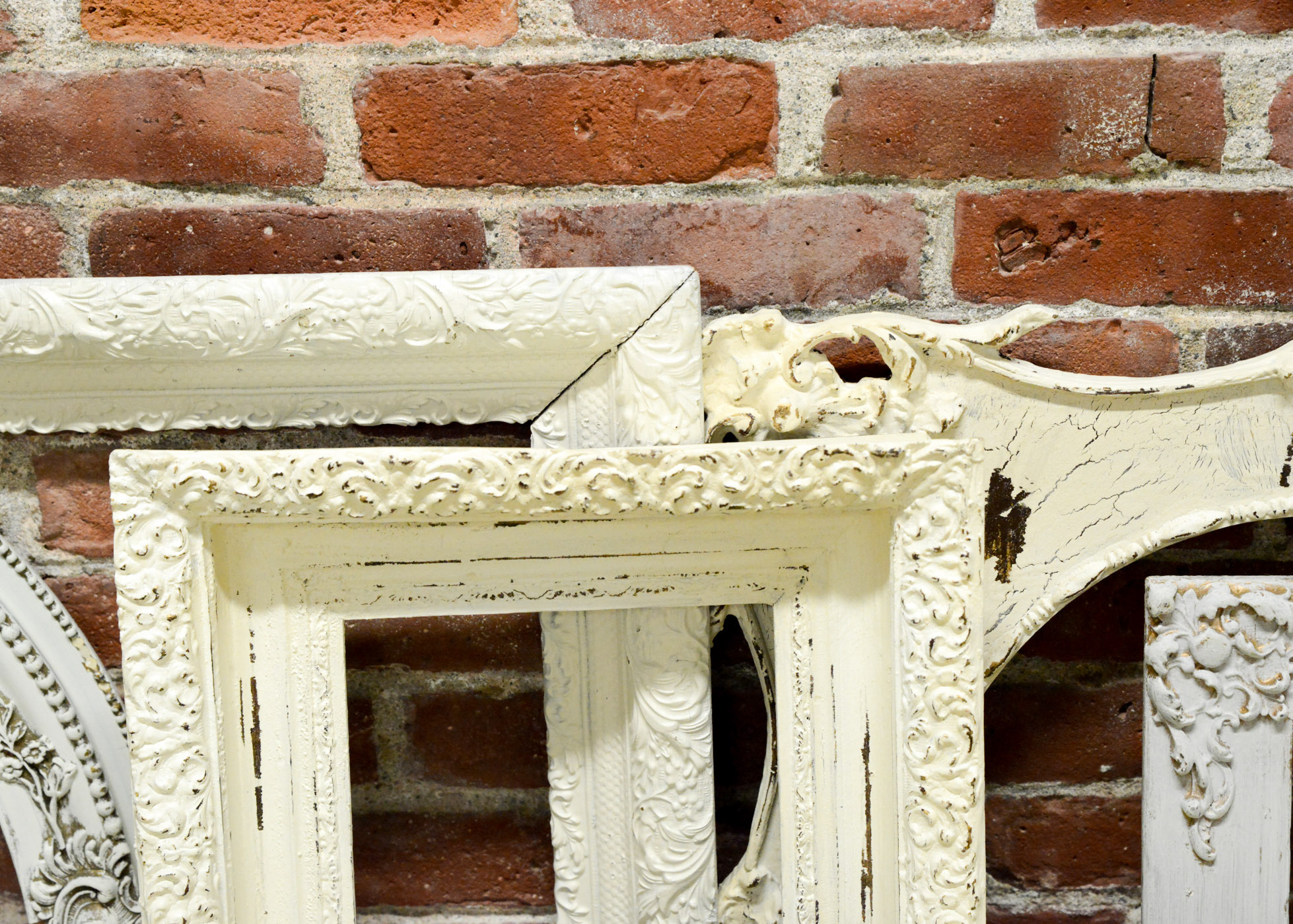 White Painted Vintage Wooden Frames