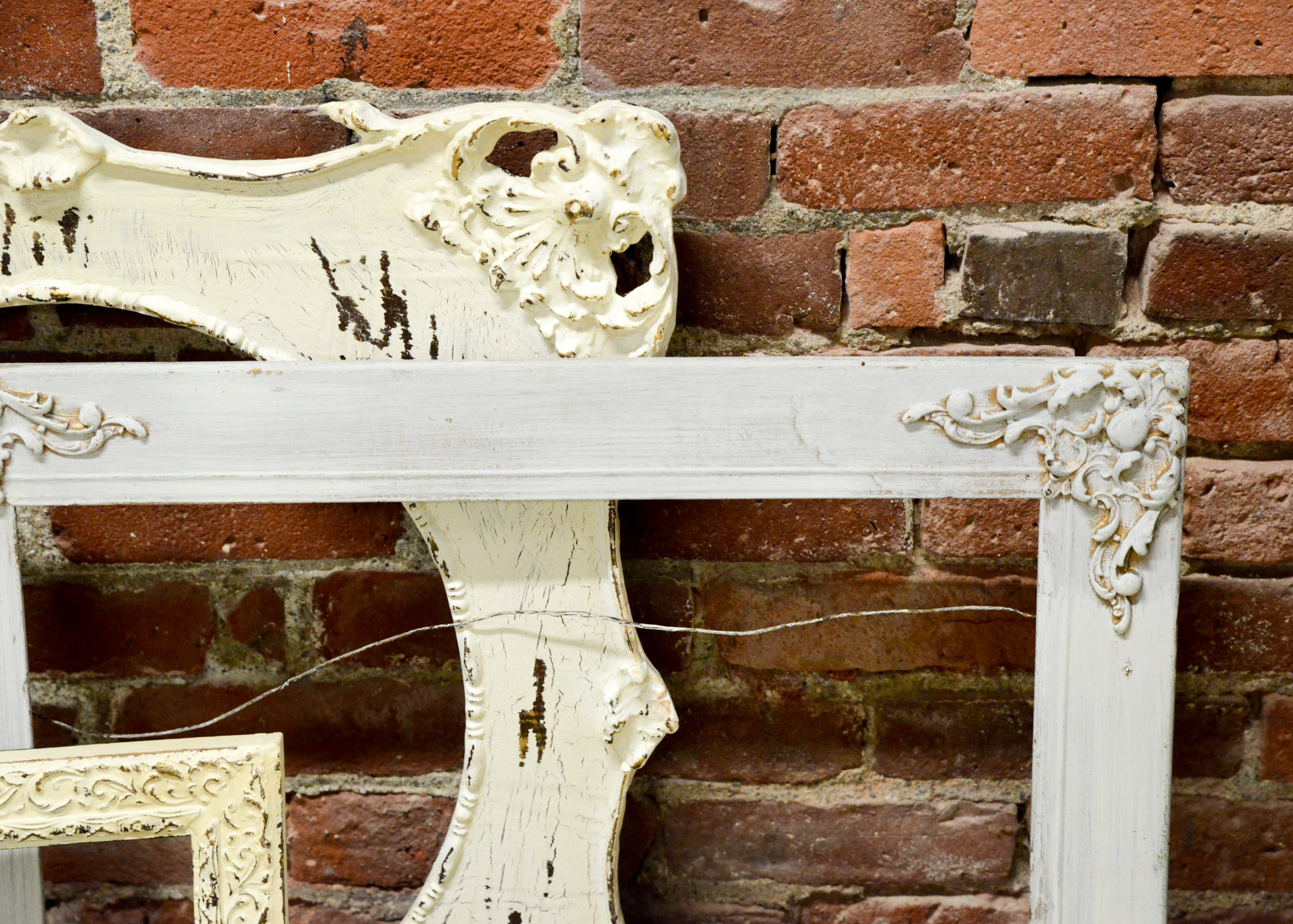 White Painted Vintage Wooden Frames