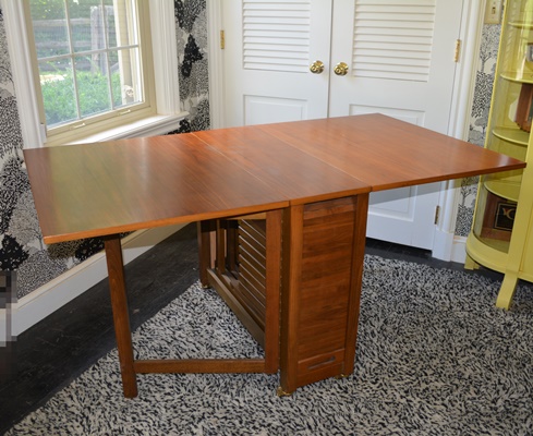 Wood Folding Game Table with Storage For Four Folding Chairs