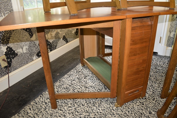 Wood Folding Game Table with Storage For Four Folding Chairs