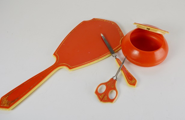 Vintage Bakelite Vanity Set