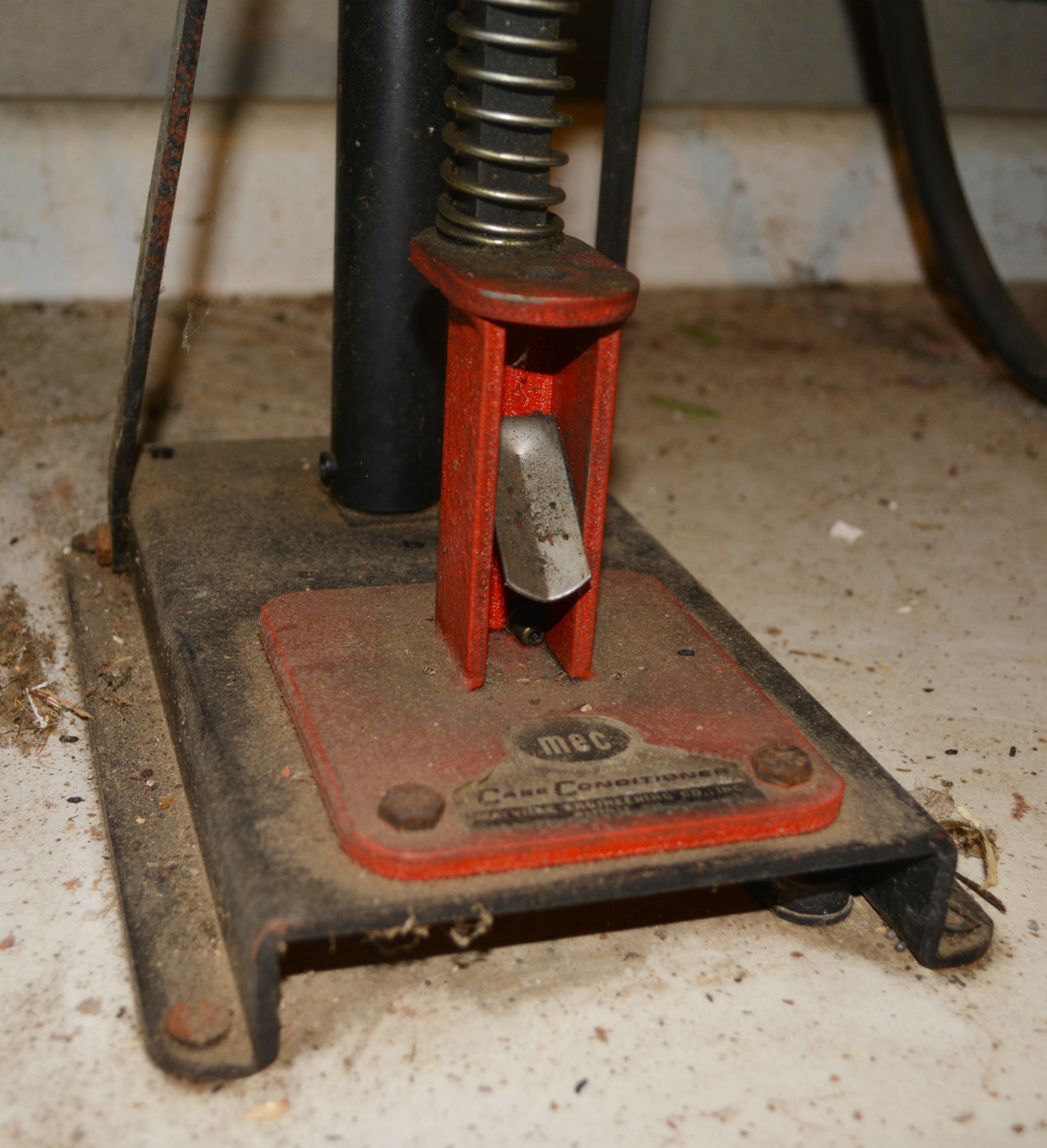 MEC Case Conditioner and MEC Hydra Mec