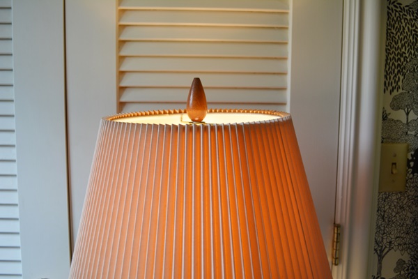 Metal Floor Lamp With Integral Wood Table