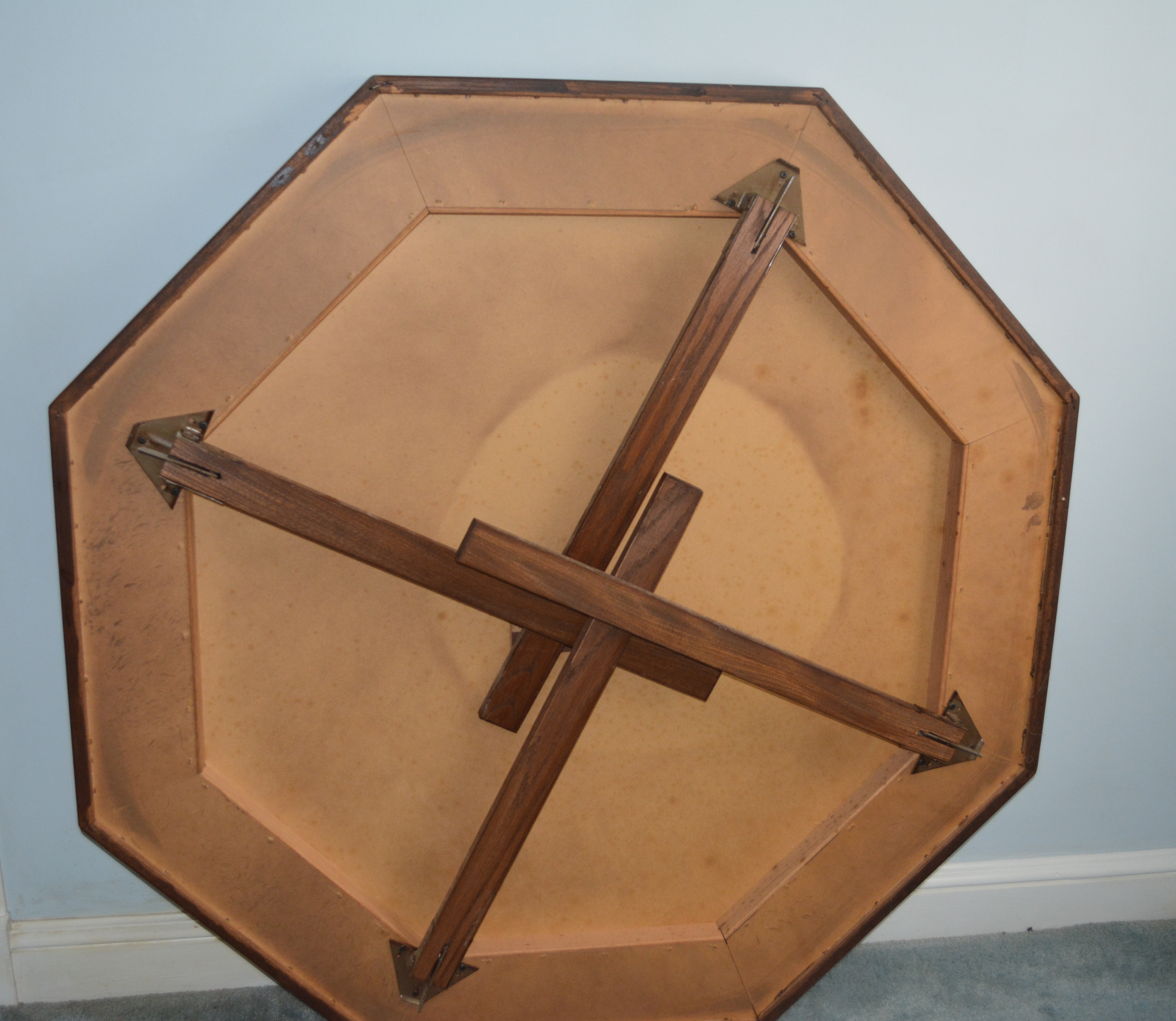 Kestell Oak Game Table