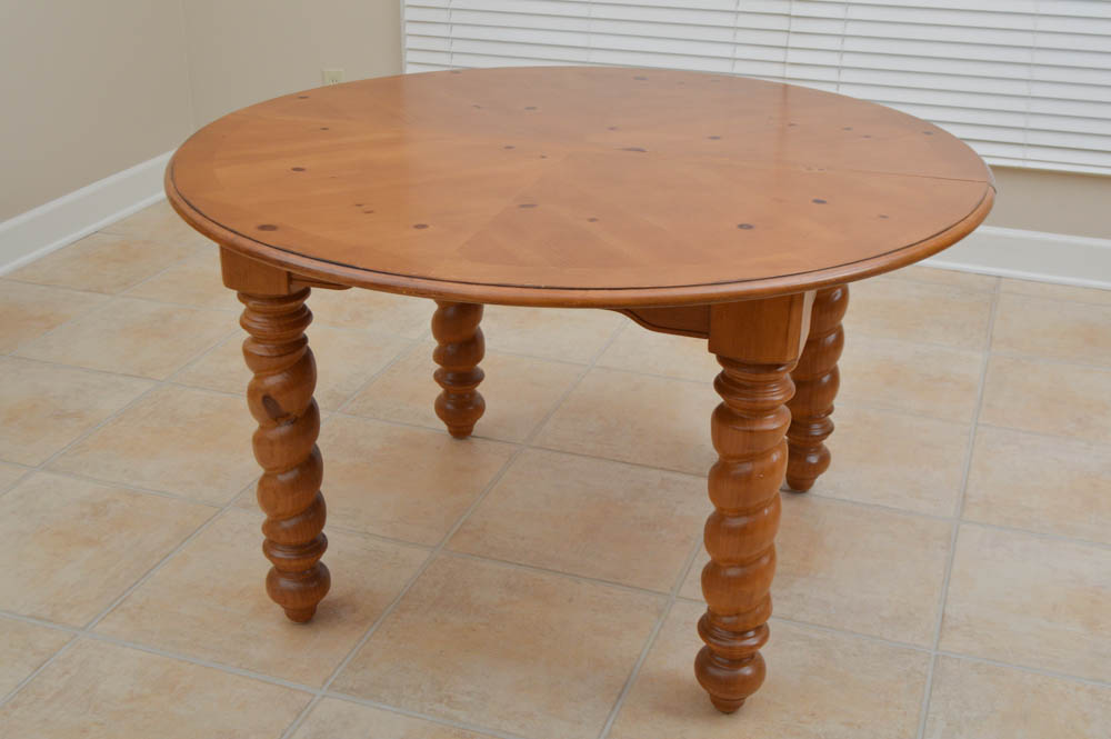 Broyhill Pine Dining Table and Six Chairs