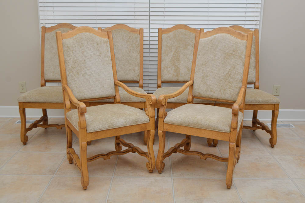 Broyhill Pine Dining Table and Six Chairs