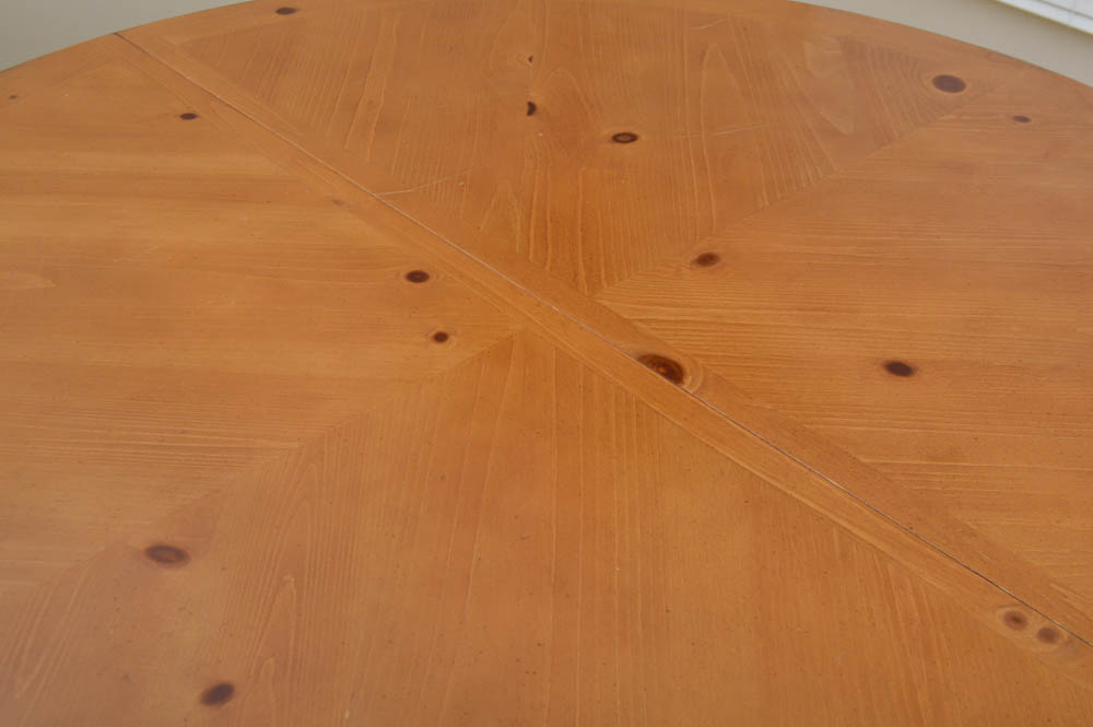 Broyhill Pine Dining Table and Six Chairs