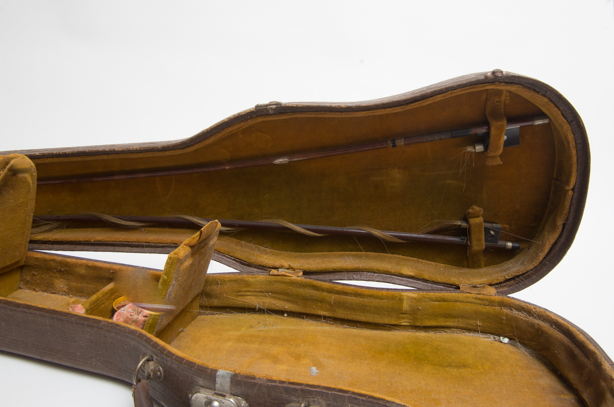Vintage Violin With Eagle Lock Case and Bows