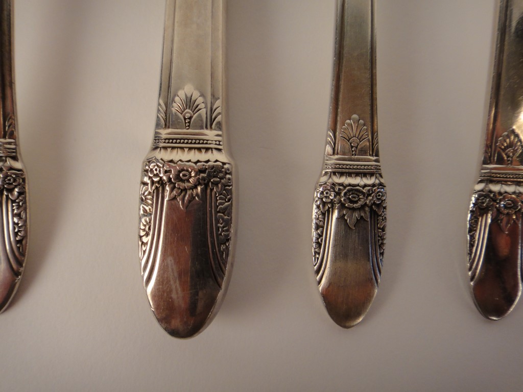 1847 Rogers Brothers "First Love" Silverplate Flatware
