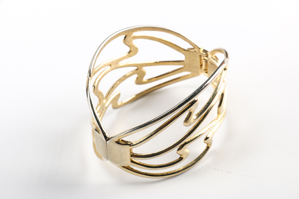 A Collection of Costume Jewelry Pieces