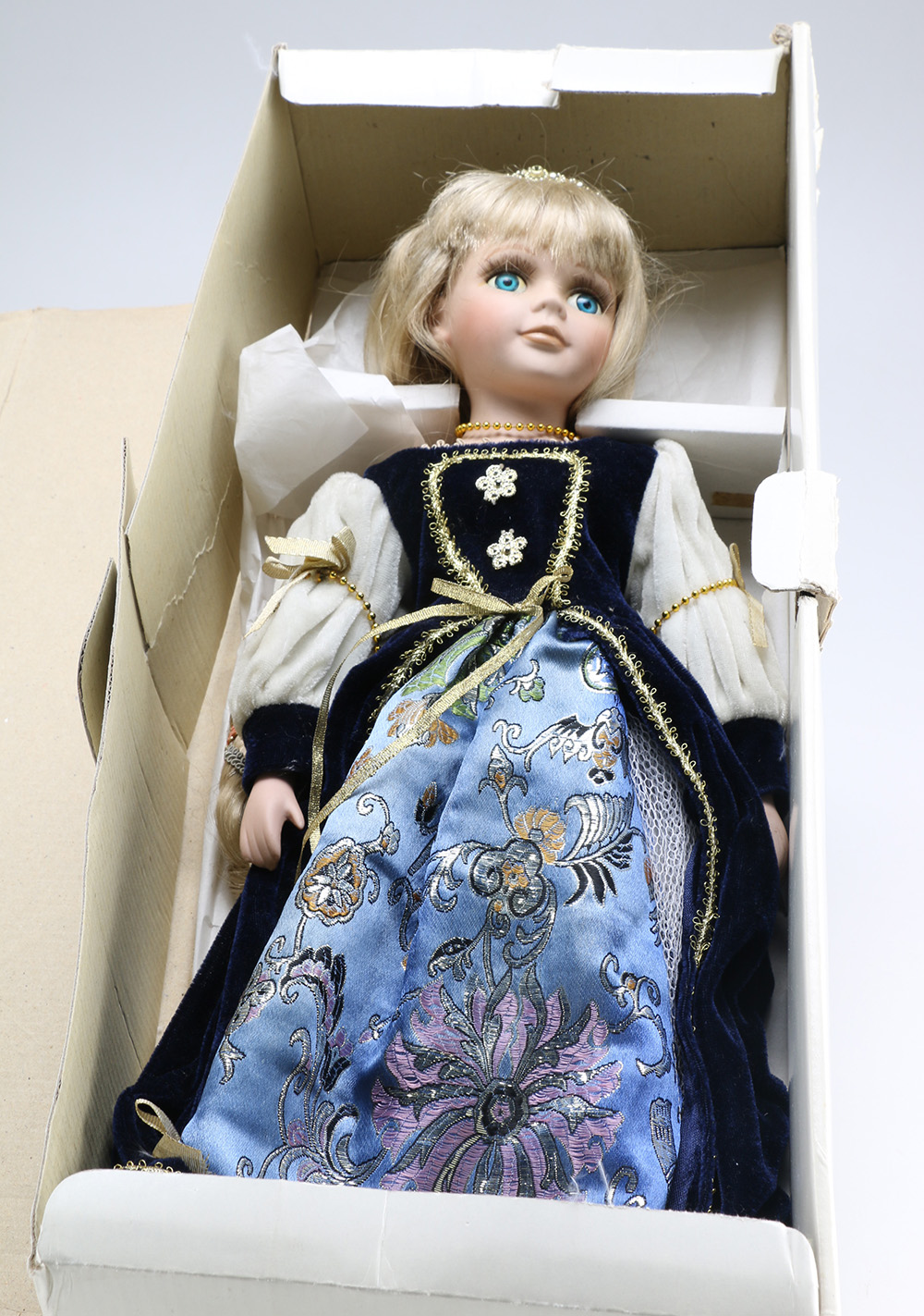 Pair of 1987 Disney's "Snow White" Collector's Dolls