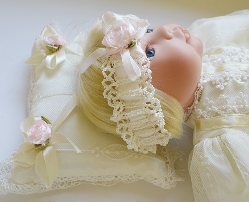 Beverely Steel Porcelain Baby Doll T724