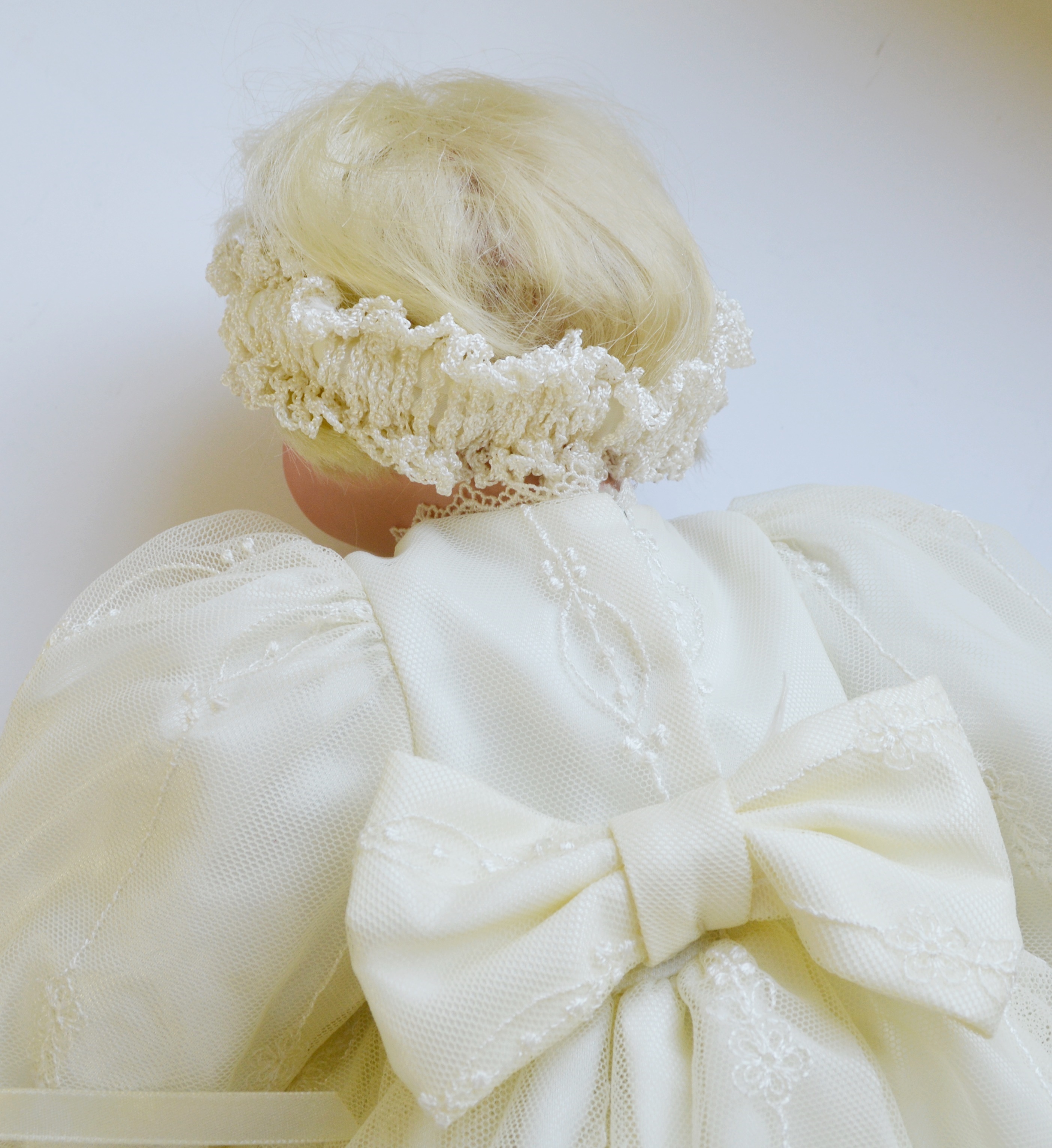 Beverely Steel Porcelain Baby Doll T724