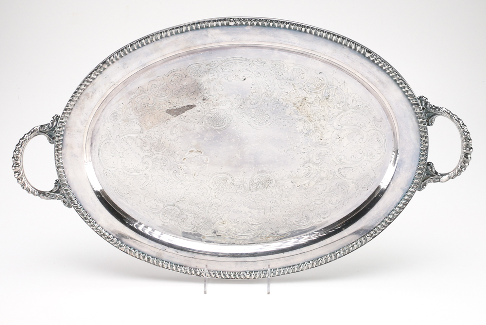 Oval MIddletown Silver Plate Serving Tray