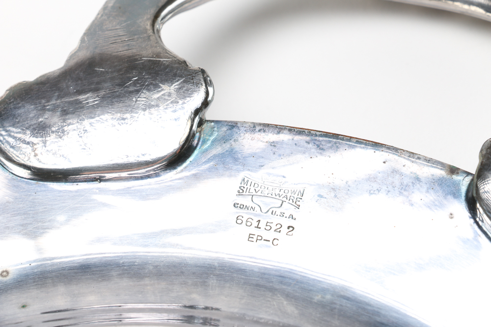 Oval MIddletown Silver Plate Serving Tray