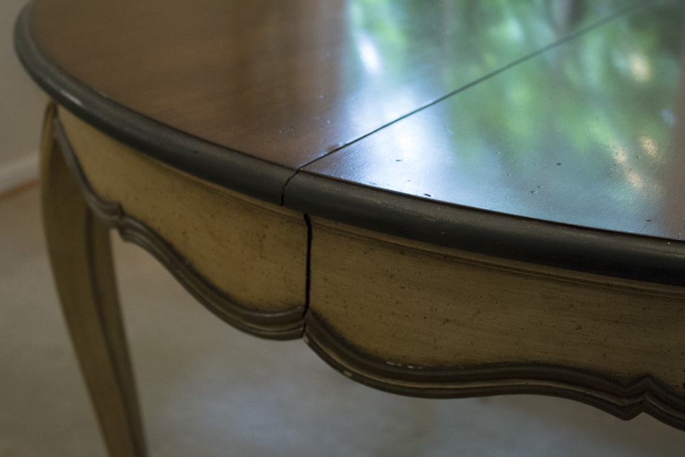 French Provincial Style Round Dining Table