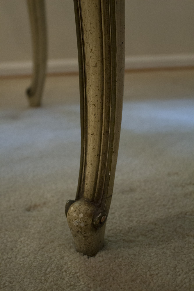 French Provincial Style Round Dining Table
