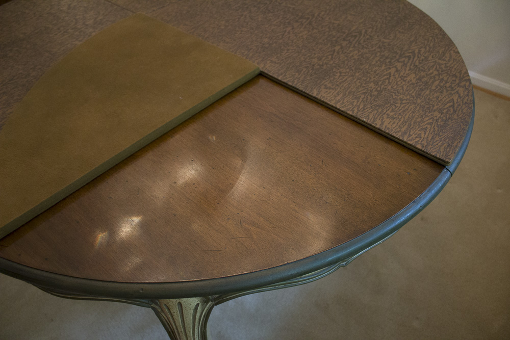 French Provincial Style Round Dining Table