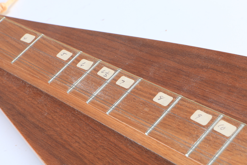 Folkcraft Teardrop Mountain Dulcimer