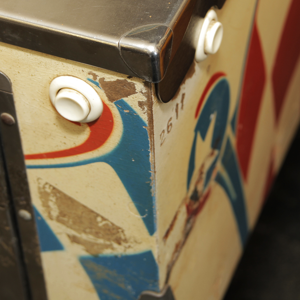 Vintage "Twin Win" Pinball Machine by Bally