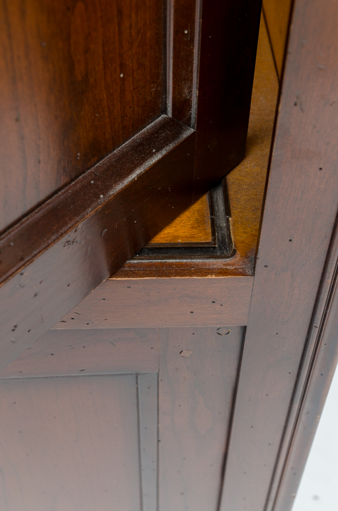 Wooden Cabinet with Hinged Top Moulding