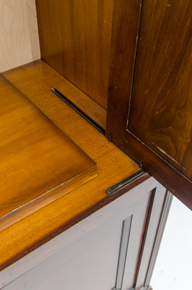Wooden Cabinet with Hinged Top Moulding
