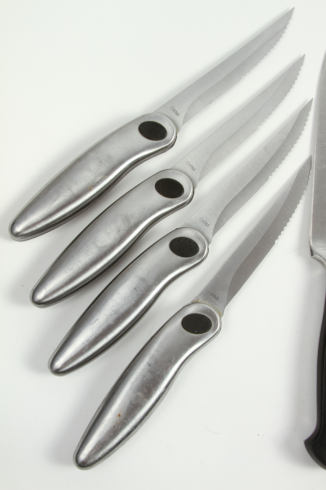 Assortment of Kitchen Knives