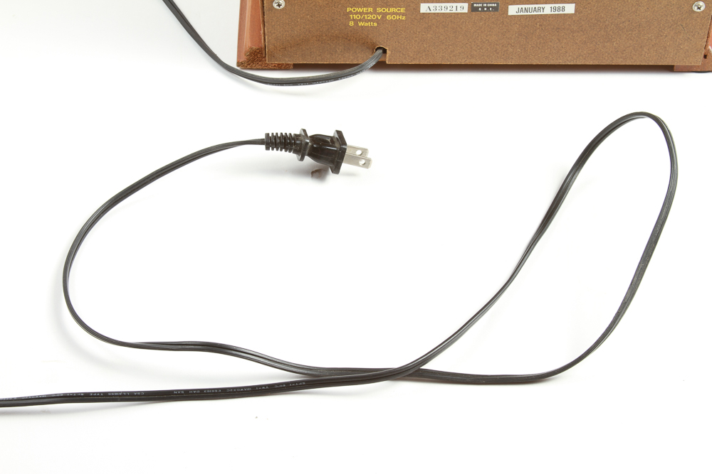 Vintage Replica 1932 Cathedral Style Radio