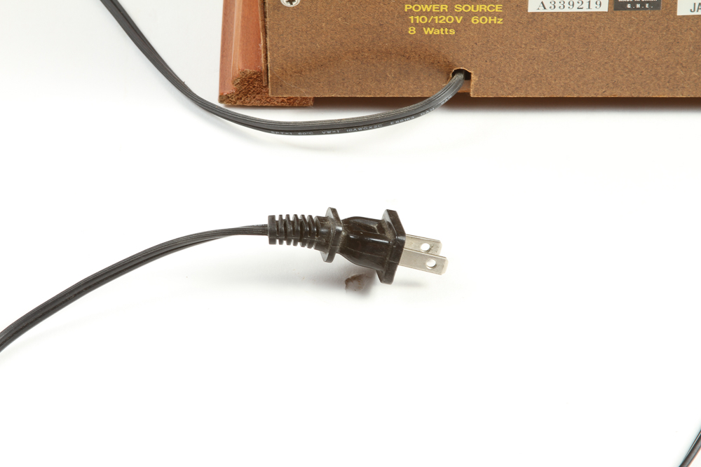 Vintage Replica 1932 Cathedral Style Radio