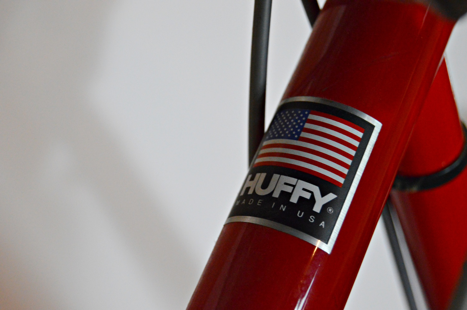 Huffy "Savannah" Comfort Touring Bicycle with Giro Helmet