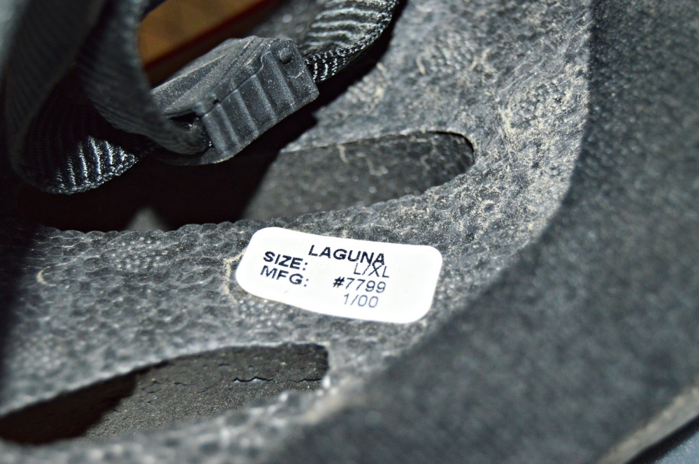 Huffy "Savannah" Comfort Touring Bicycle with Giro Helmet