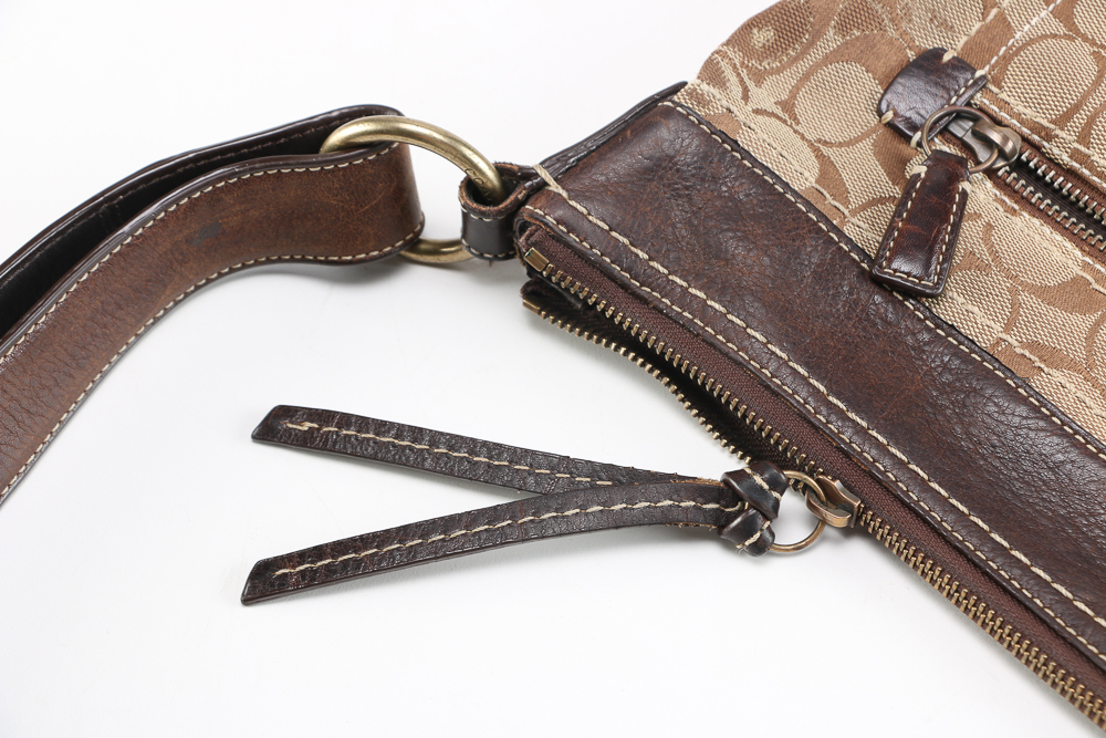 Coach Signature Duffle Crossbody Purse