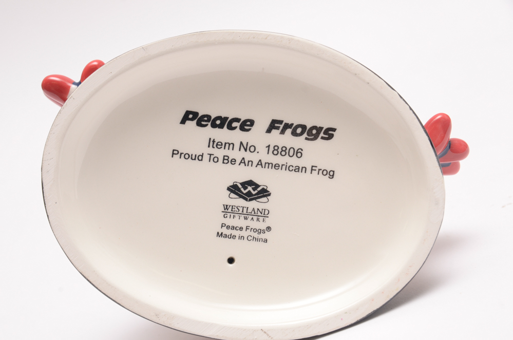 "Proud to Be An American Frog" Peace Frogs Figurine