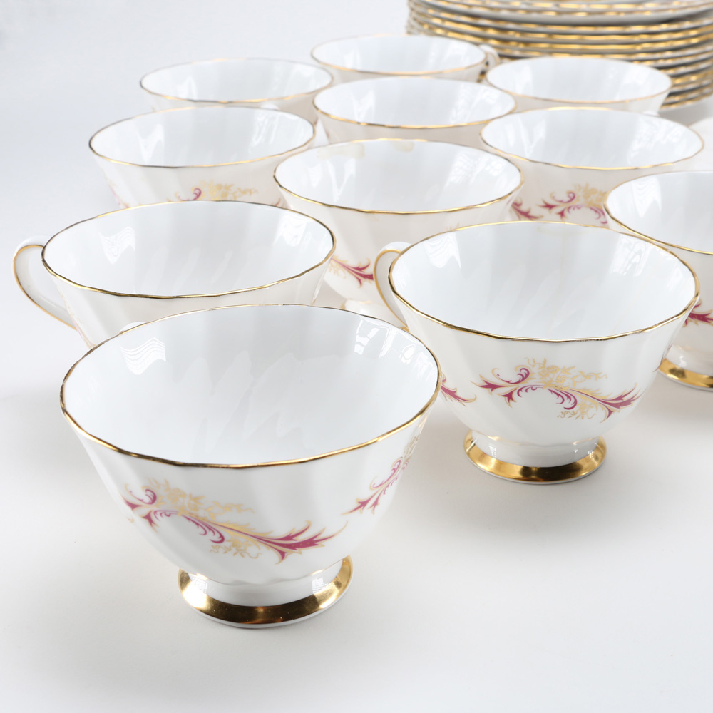 Tuscan Fine Bone China "Sandringham" China Set