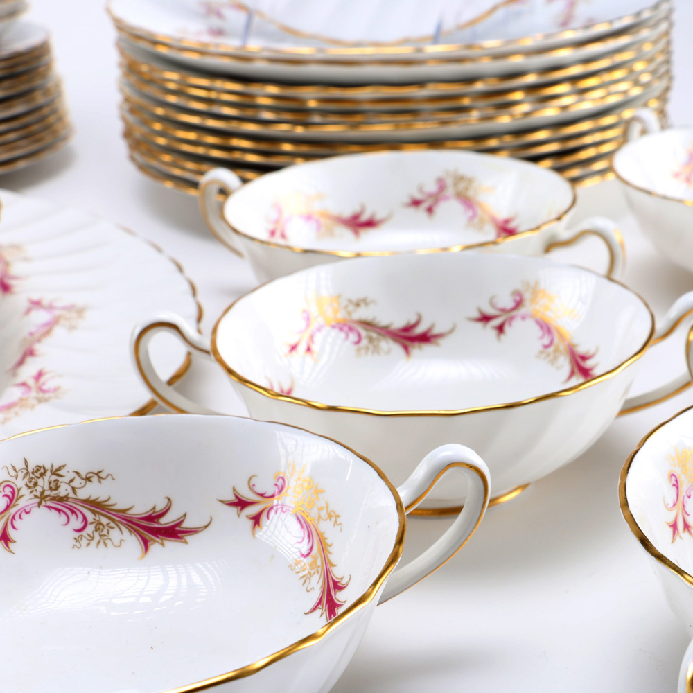 Tuscan Fine Bone China "Sandringham" China Set