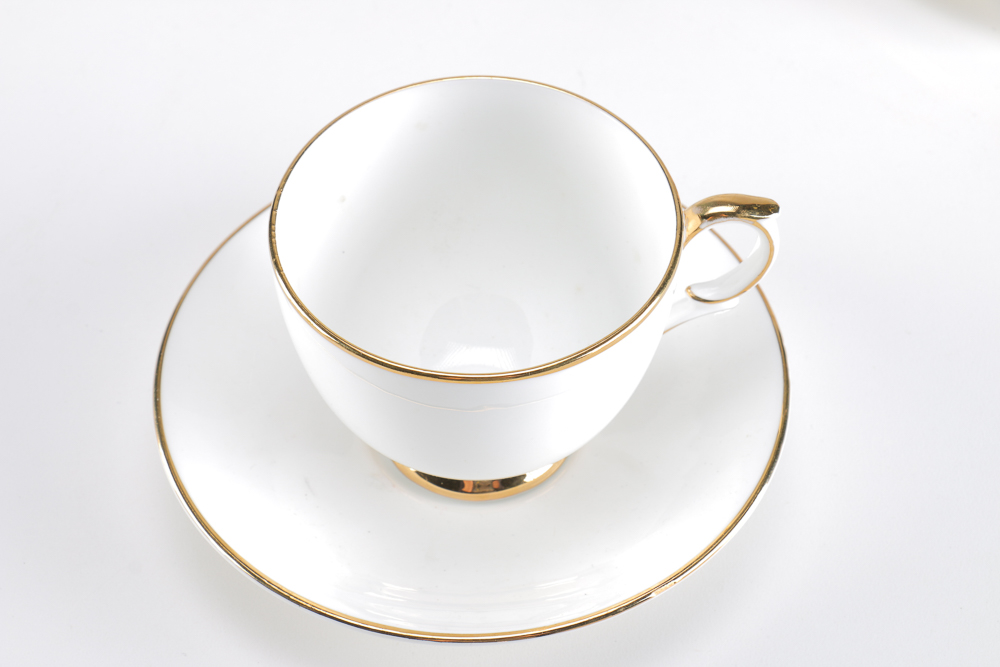 Assemblage of Porcelain Tea Ware Featuring Vintage Nippon